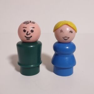 Vtg Fisher Price Little People Man Bald Dad Green Shirt & Mom Blonde Blue Dress